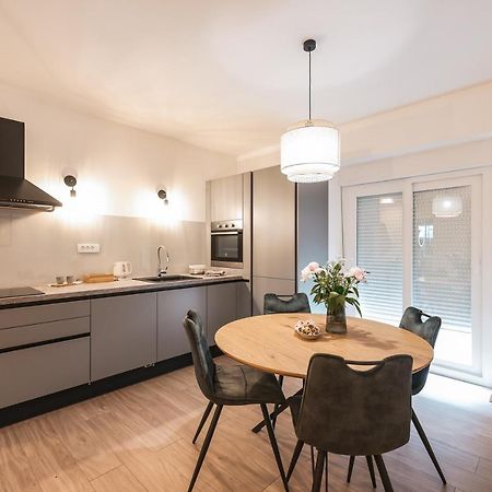 Apartment Elly ザダル エクステリア 写真